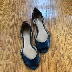 Black peep toe Nine West flats